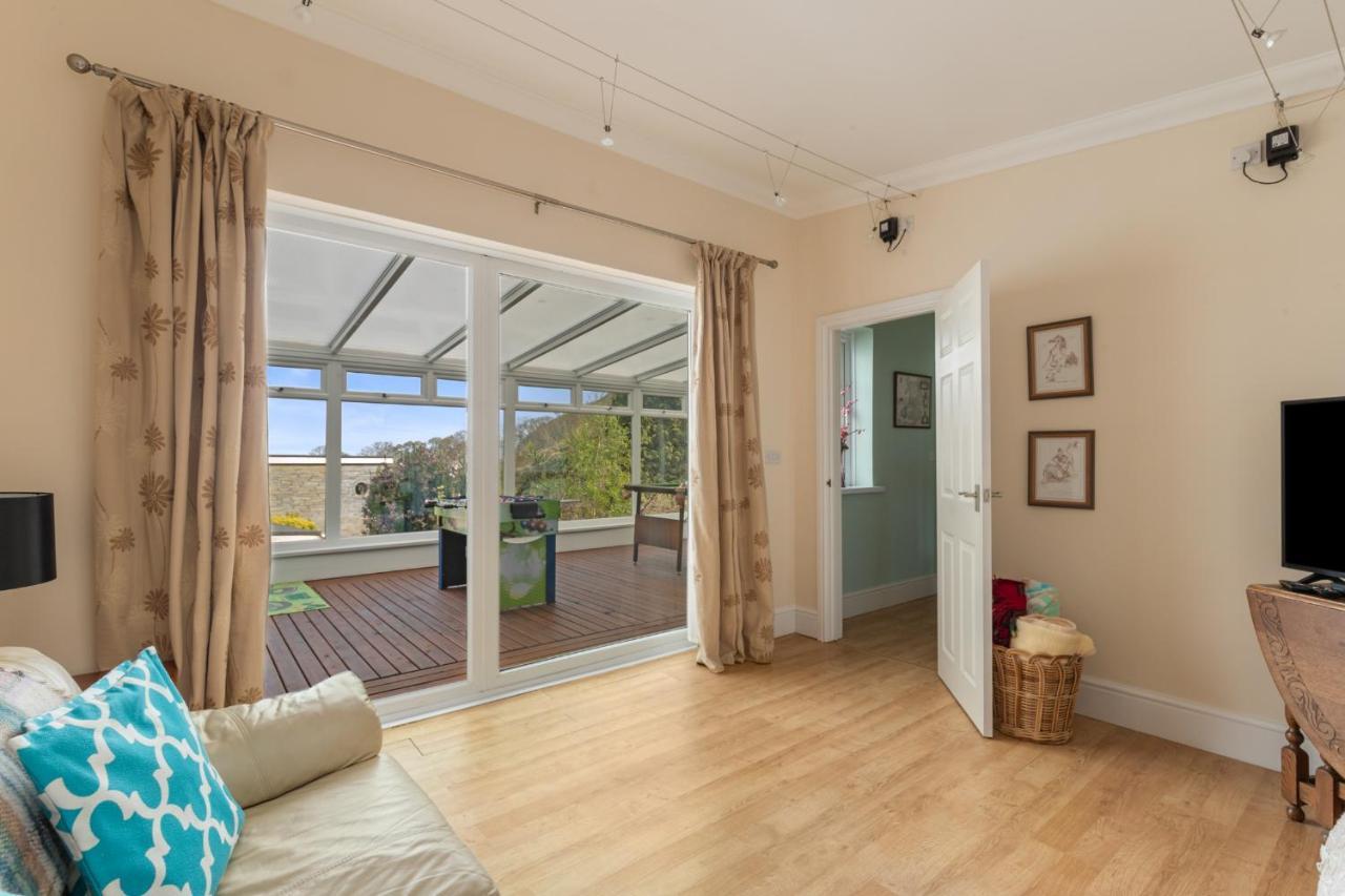 Sunningdale - Beach Side Cottage, Sea Views, Parking Saundersfoot Exterior photo